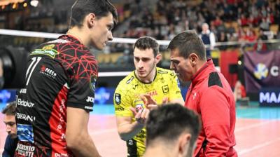 Алекс Николов с много силен мач в Шампионската лига
