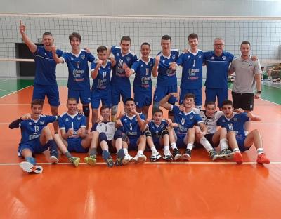 Прекадетите се класираха за финалната четворка