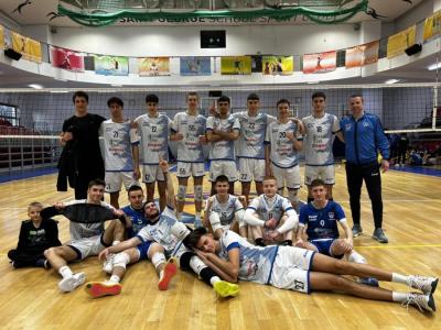 Юношите завършиха победно редовния сезон