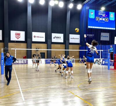 Дамите отпаднаха за купата след травма на възлова фигура