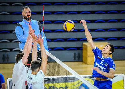 Левски потегли в плейофа срещу Монтана с уверено 3:0