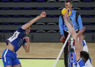 Левски с експресно 3:0 за рестарт на първенството